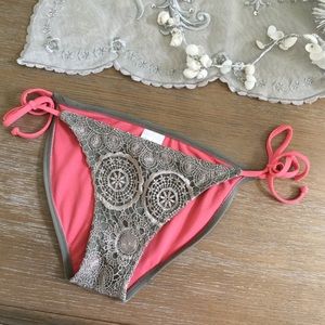 Crochet bikini bottom Xhilaration Medium